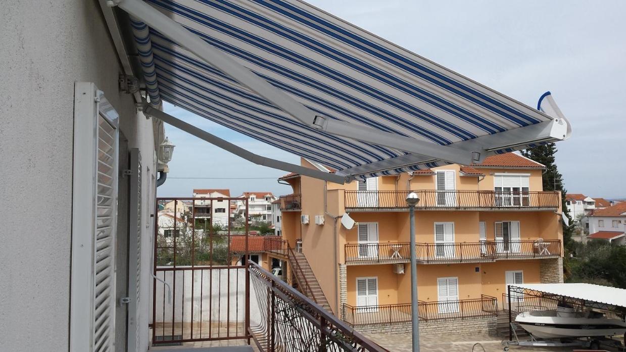 Apartments Bir - With Balcony Vodice Exterior foto