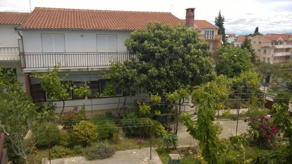 Apartments Bir - With Balcony Vodice Exterior foto